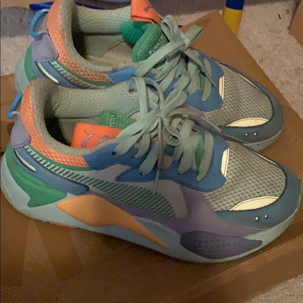Puma sneakers